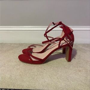 Red heel